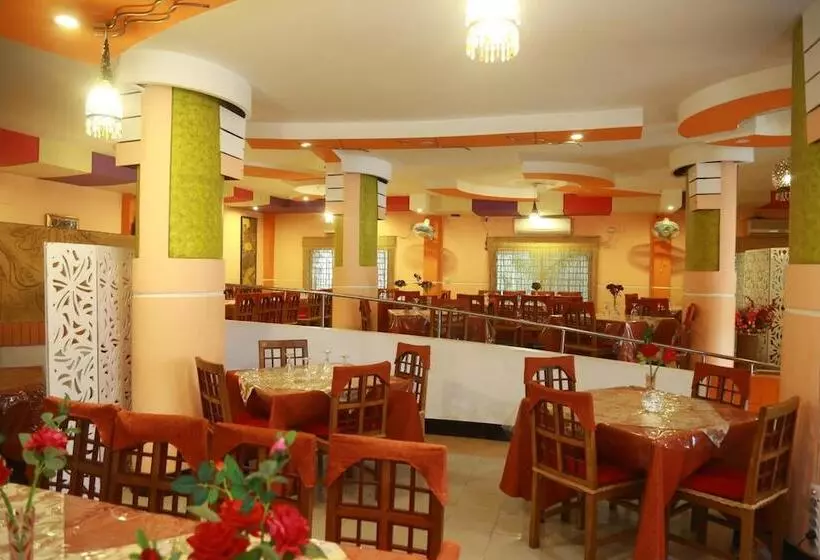 هتل Farmis Garden