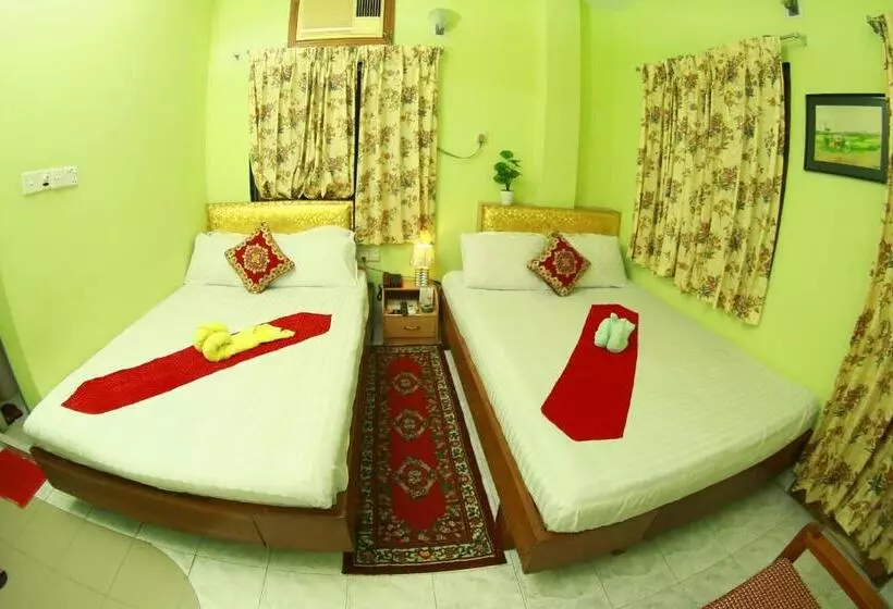 هتل Farmis Garden