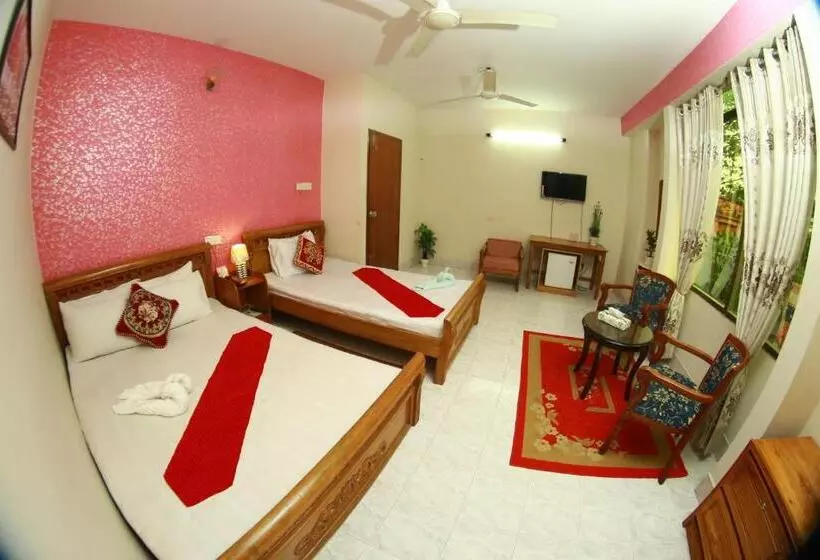 هتل Farmis Garden