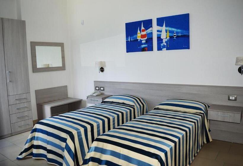 호텔 Holiday Affittacamere