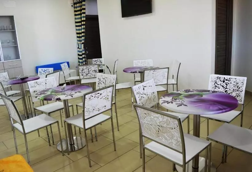 Hotelli Holiday Affittacamere