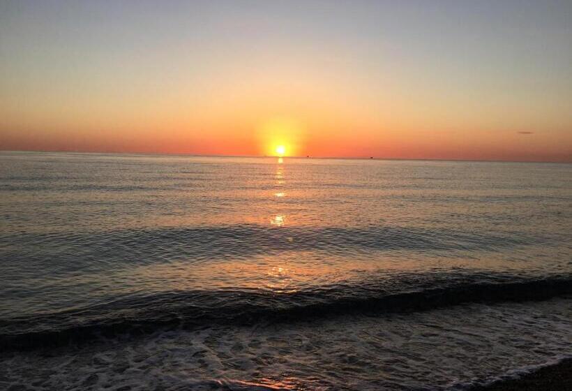 호텔 Holiday Affittacamere