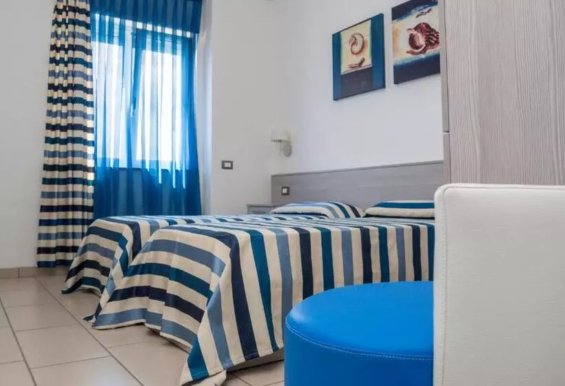 Hotelli Holiday Affittacamere