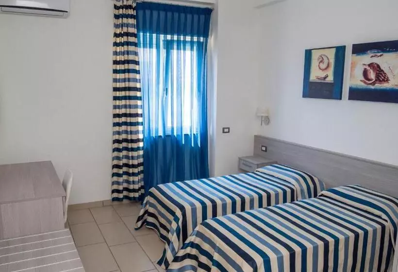 Hotelli Holiday Affittacamere