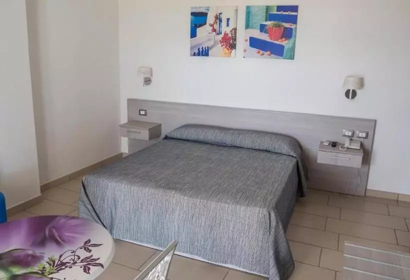 Hotelli Holiday Affittacamere