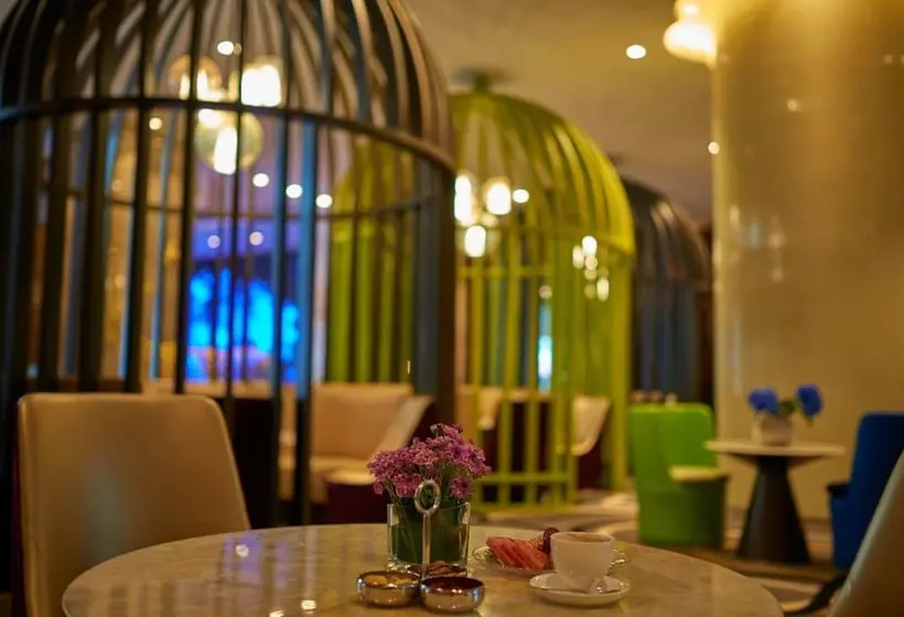 ホテル Hualuxe Leshan, An Ihg