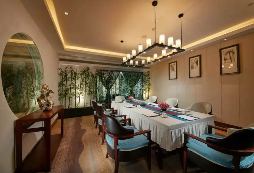 ホテル Hualuxe Leshan, An Ihg