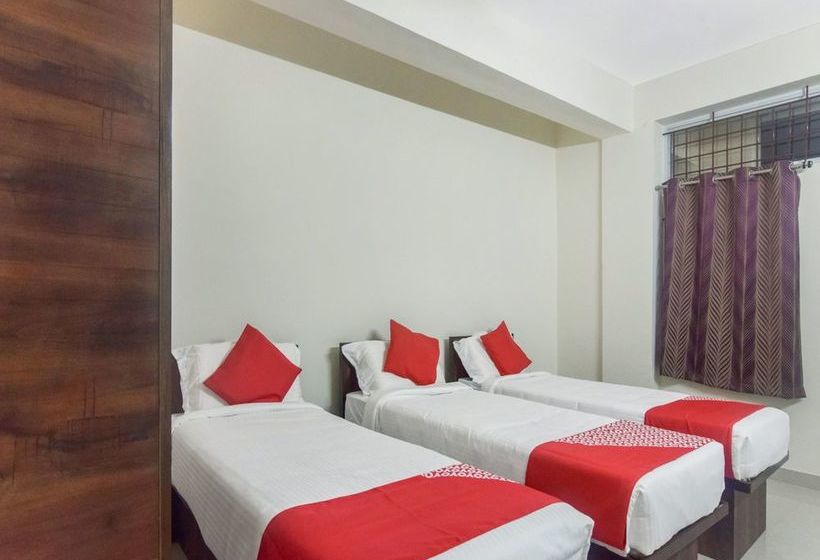 Отель Oyo 12347 Mv Residency