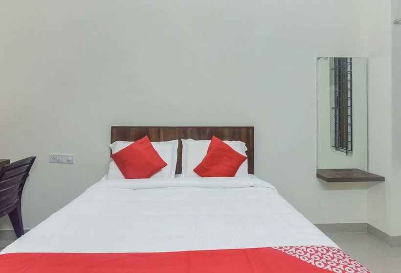 Отель Oyo 12347 Mv Residency