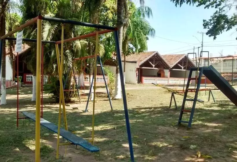 ホテル Pousada Samambaia