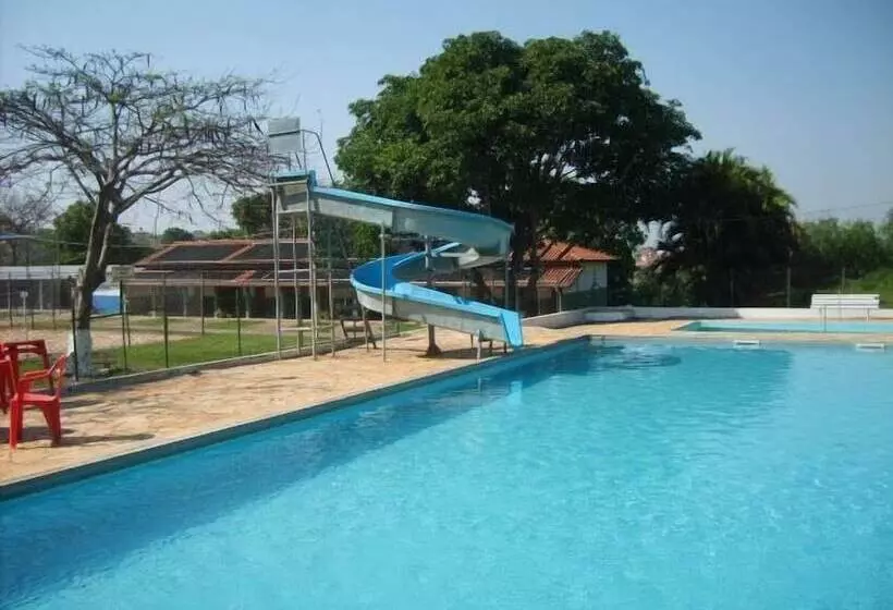 ホテル Pousada Samambaia