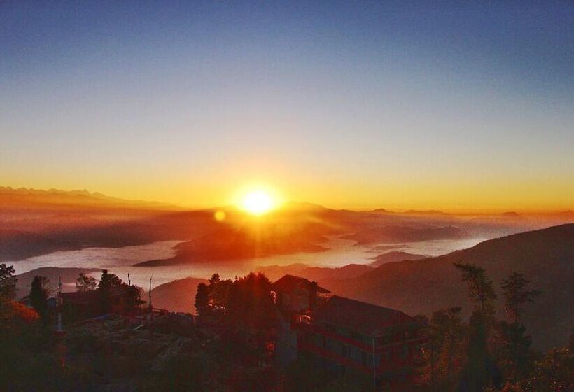 هتل Serene Resort