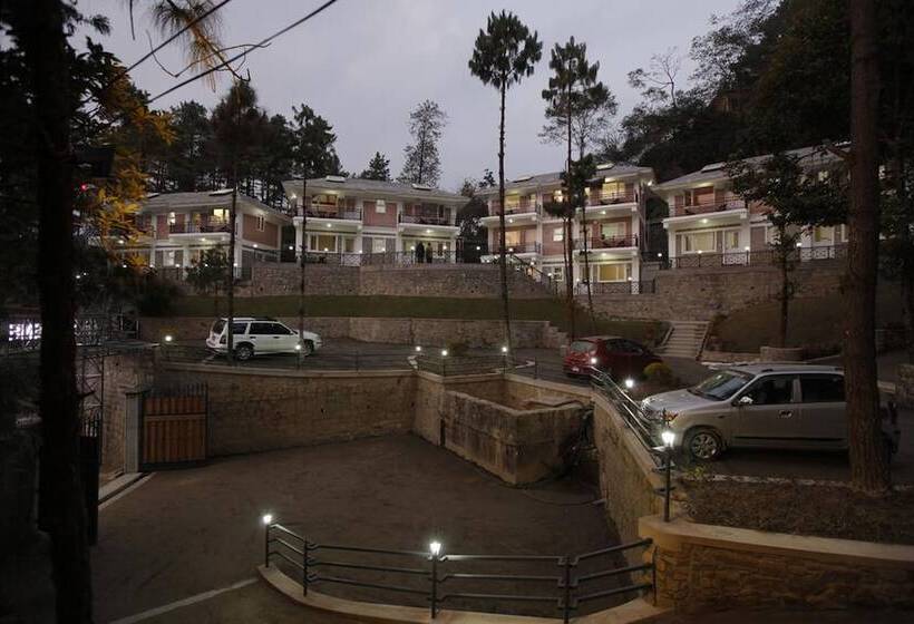 هتل Serene Resort