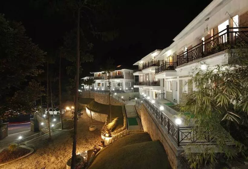 هتل Serene Resort