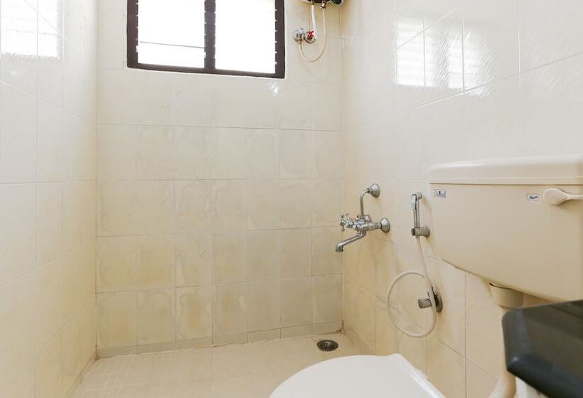 בית מלון כפרי Treebo Hummingbird Nest