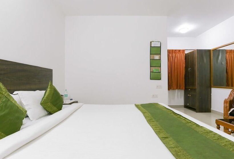 בית מלון כפרי Treebo Hummingbird Nest