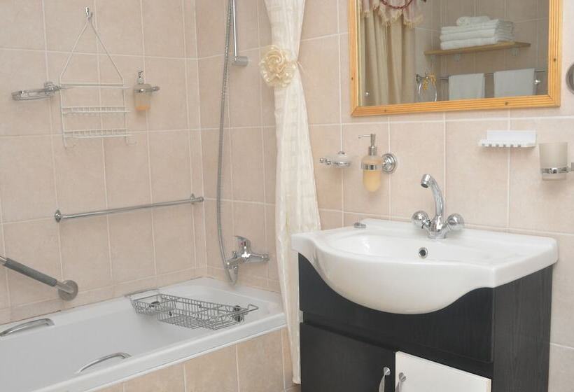 پانسیون Mpofu Guest House