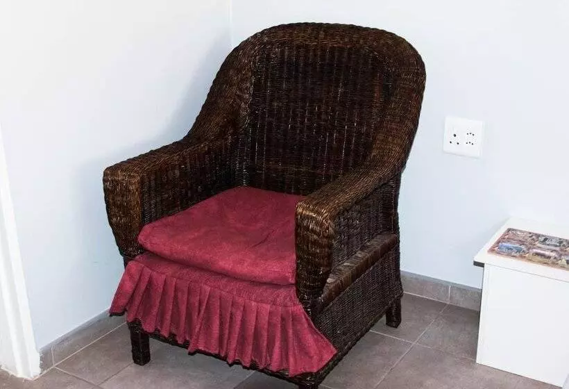 پانسیون Mpofu Guest House