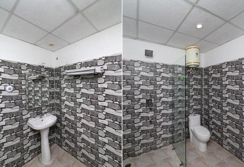 بنسيون Capital O Nandini Homestay