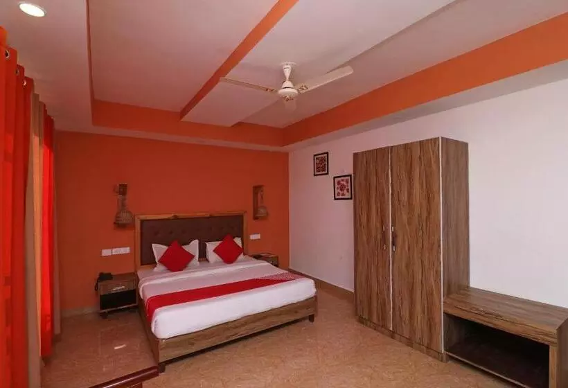 ペンション Capital O Nandini Homestay