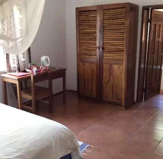 پانسیون Tabonina Guesthouse