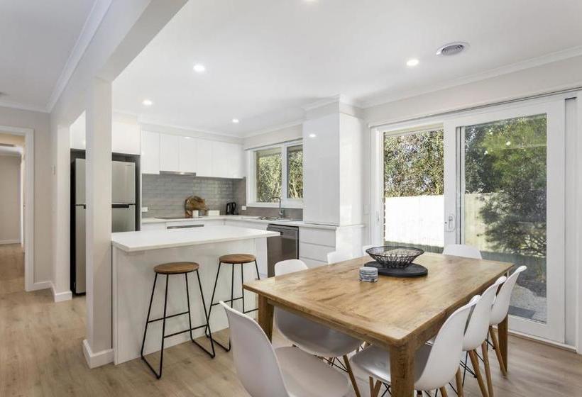 Serenity On Tarakan   Quiet Location Near Bay