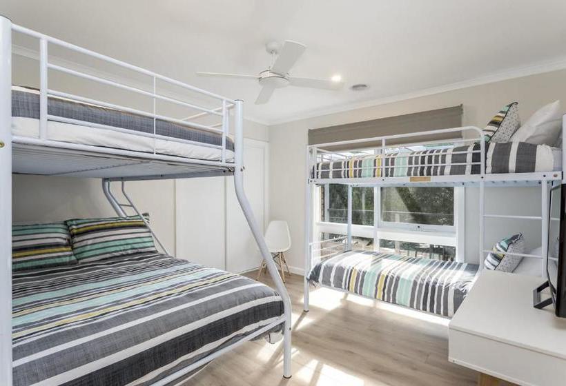 Serenity On Tarakan   Quiet Location Near Bay