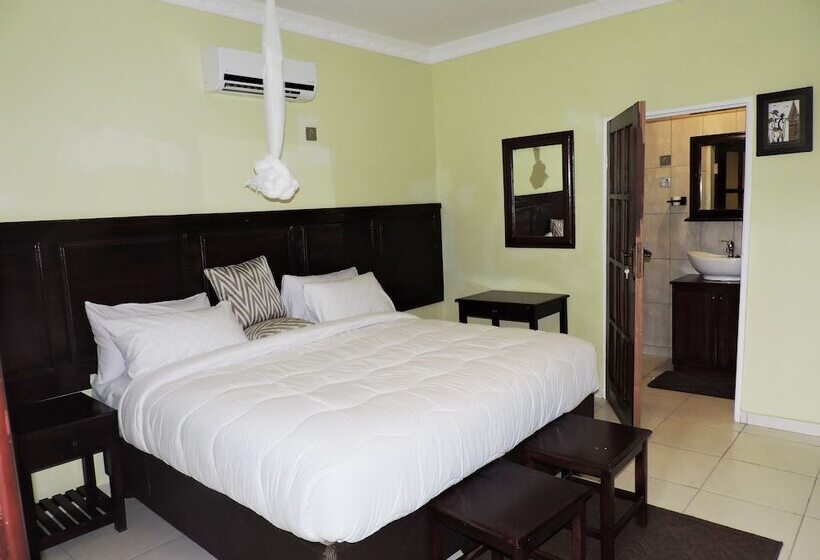 Café Zambezi House Of Africa Hostel