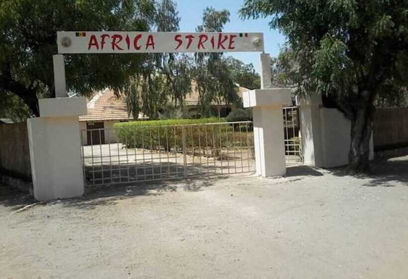 هتل Africa Strike Lodge