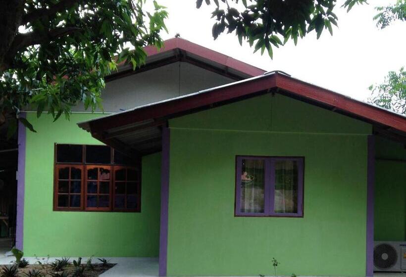 בית מלון כפרי Areeya Resort