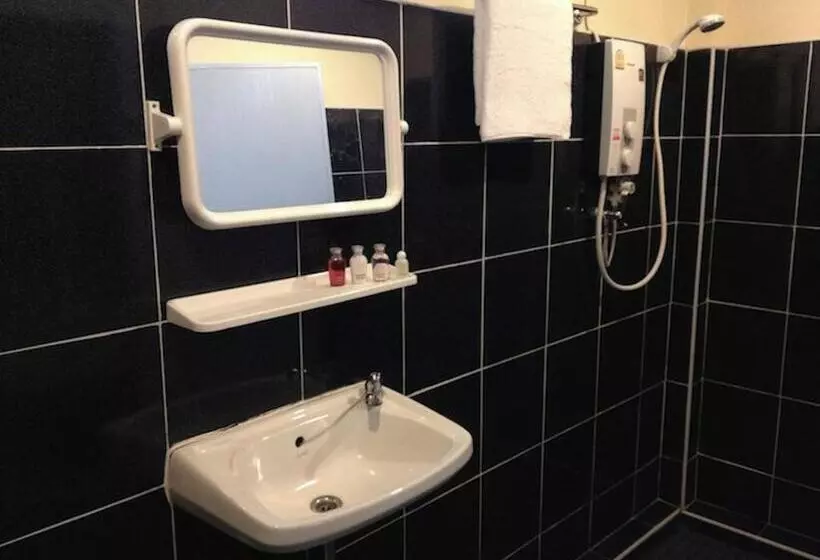 Hotelli Areeya Resort