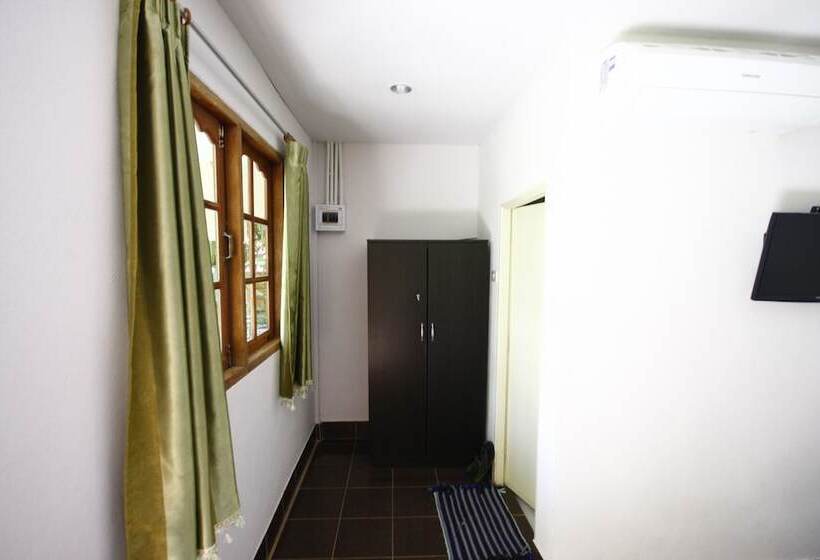 בית מלון כפרי Areeya Resort