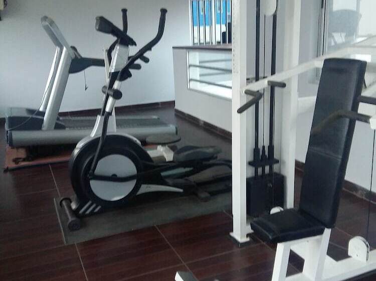 هتل Atlantis Beach