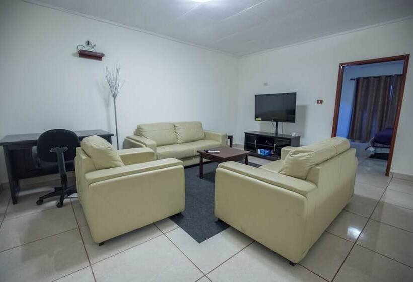 هتل Atlantis Beach