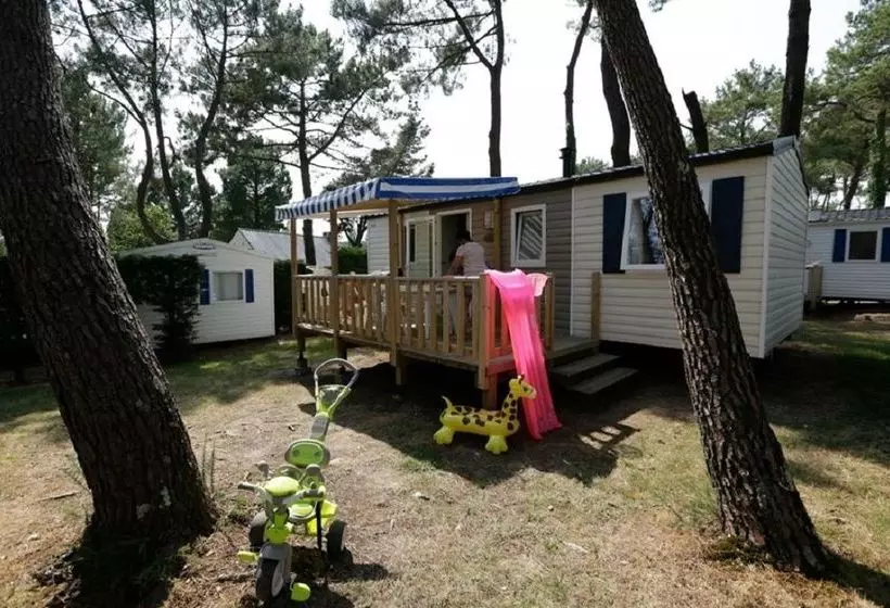 ホテル Camping Le Fort Espagnol