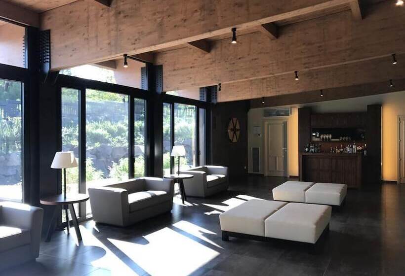 ホテル Firriato Hospitality Cavanera Etnea Resort & Wine Experience