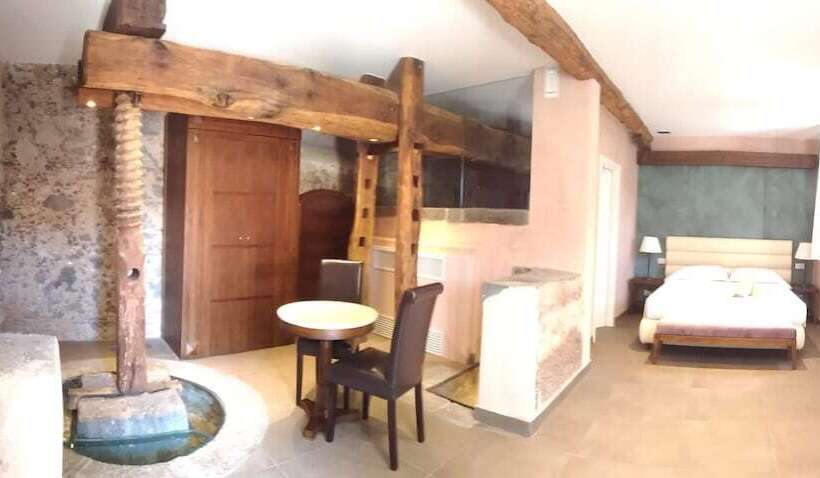 ホテル Firriato Hospitality Cavanera Etnea Resort & Wine Experience