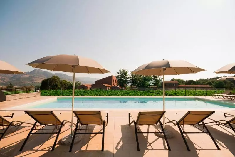 Hotelli Firriato Hospitality Cavanera Etnea Resort & Wine Experience