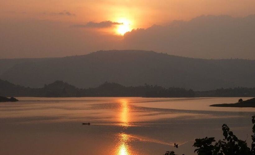 هتل Hawk S Eye Lodge Bunyonyi