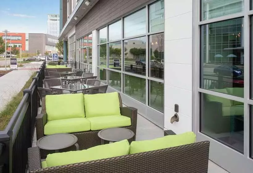 ホテル Hilton Garden Inn Omaha Aksarben Village