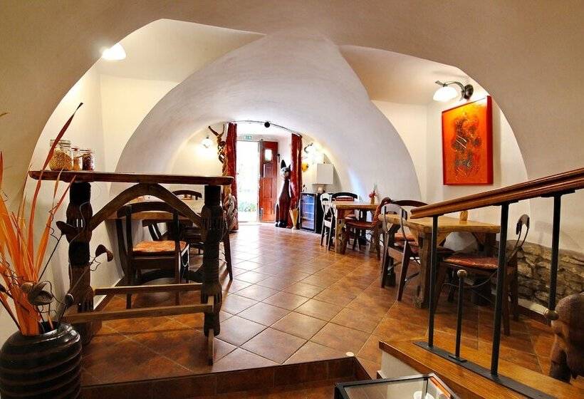 酒店 House Of Roses