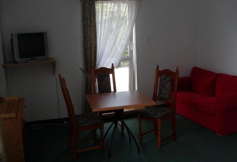 בית מלון כפרי Krokus