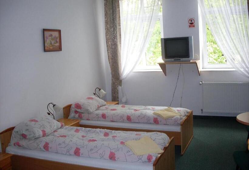 בית מלון כפרי Krokus