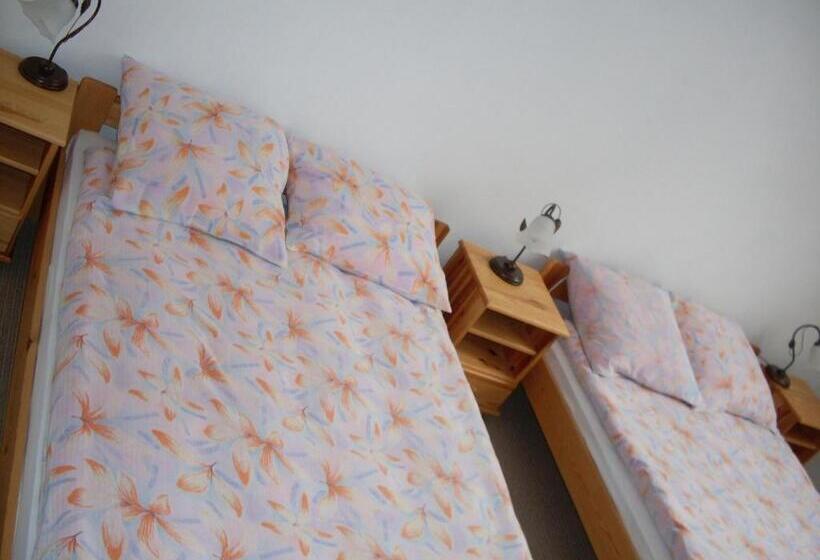 בית מלון כפרי Krokus