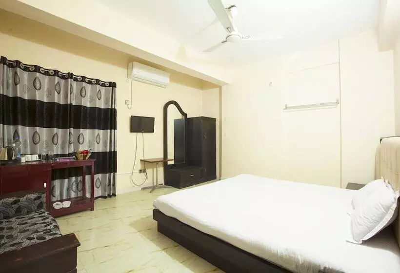 Hotelli Laziz Bay Wonder