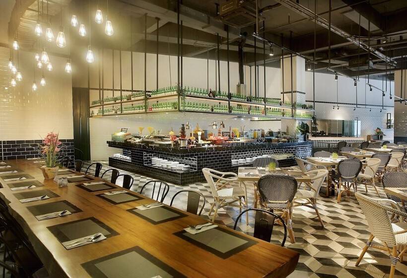 The Zuri Hotel Palembang