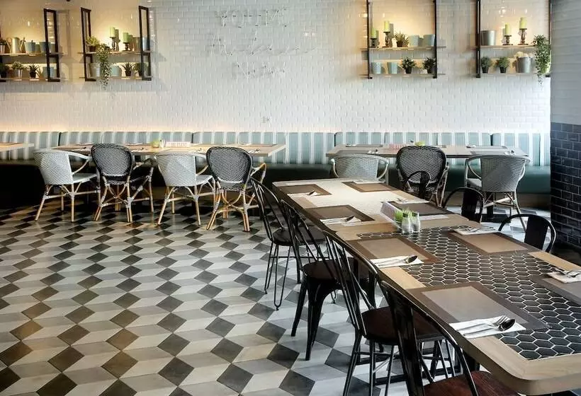 The Zuri Hotel Palembang