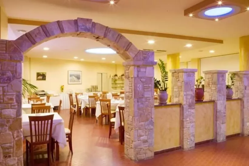 Hotelli Thomas Beach