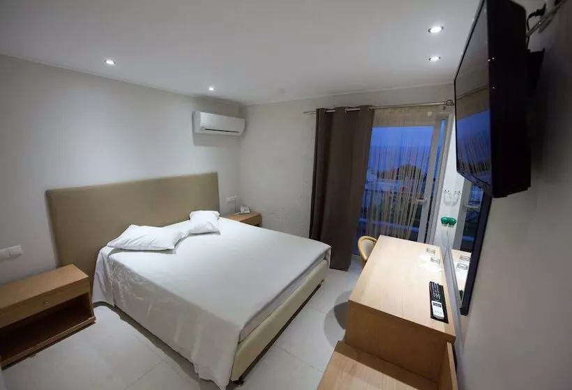 Hotelli Thomas Beach