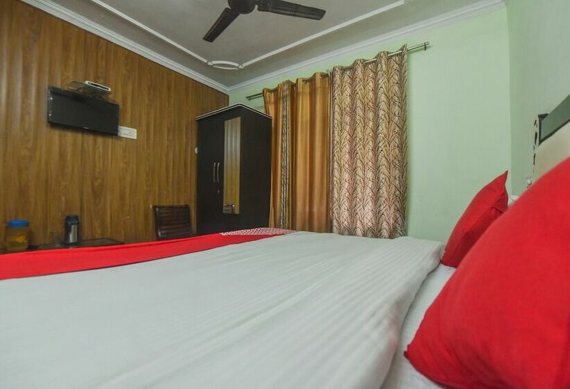 Oyo 10566 Hotel Shanti Guest House